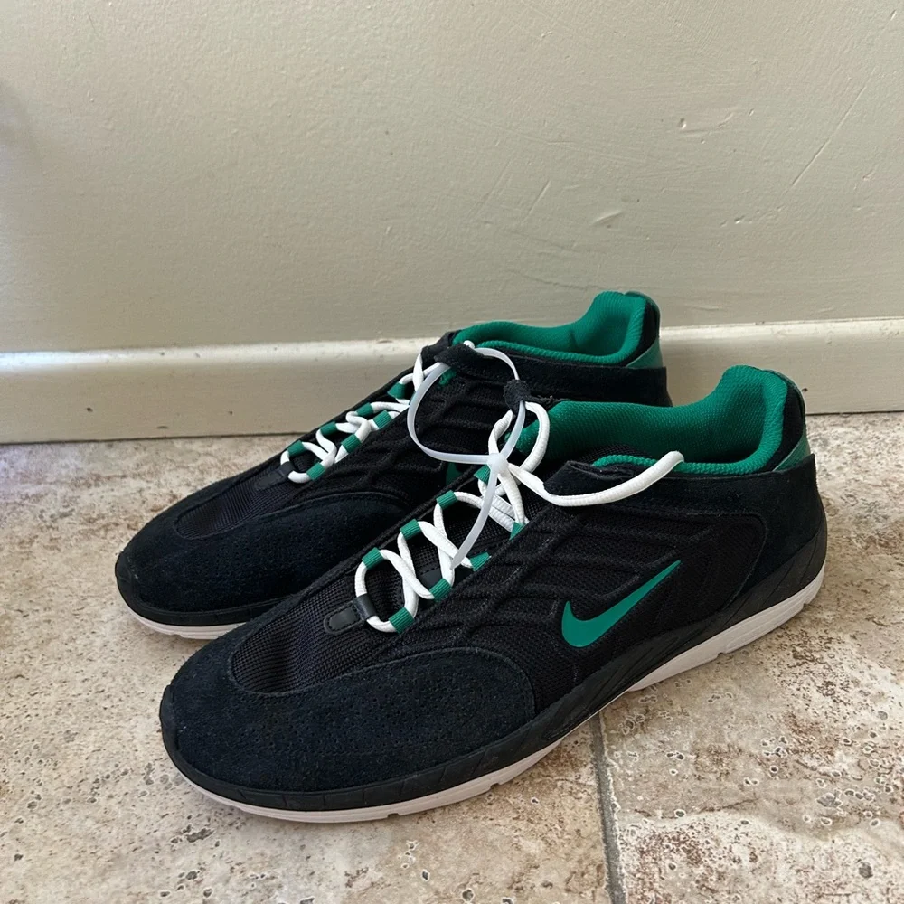 New Men’s SZ 14 Nike Vertebrae SB Black Malachite FD4691 003